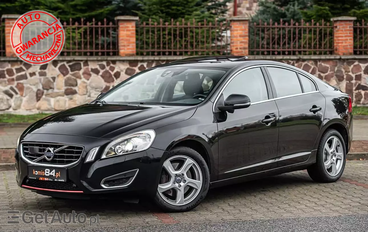 VOLVO S60  D5 AWD Geartronic Momentum