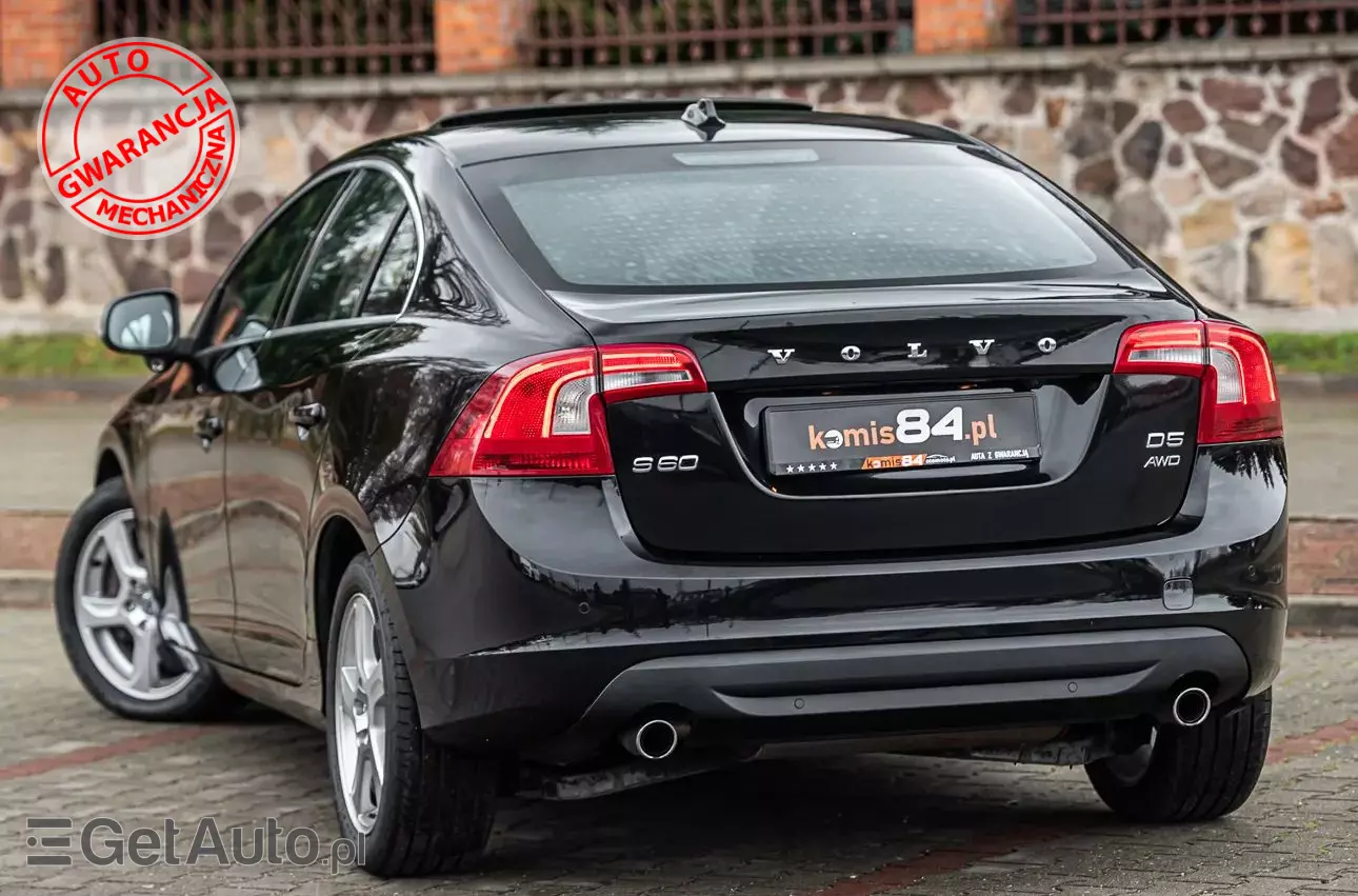 VOLVO S60  D5 AWD Geartronic Momentum