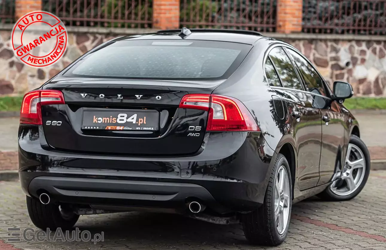 VOLVO S60  D5 AWD Geartronic Momentum