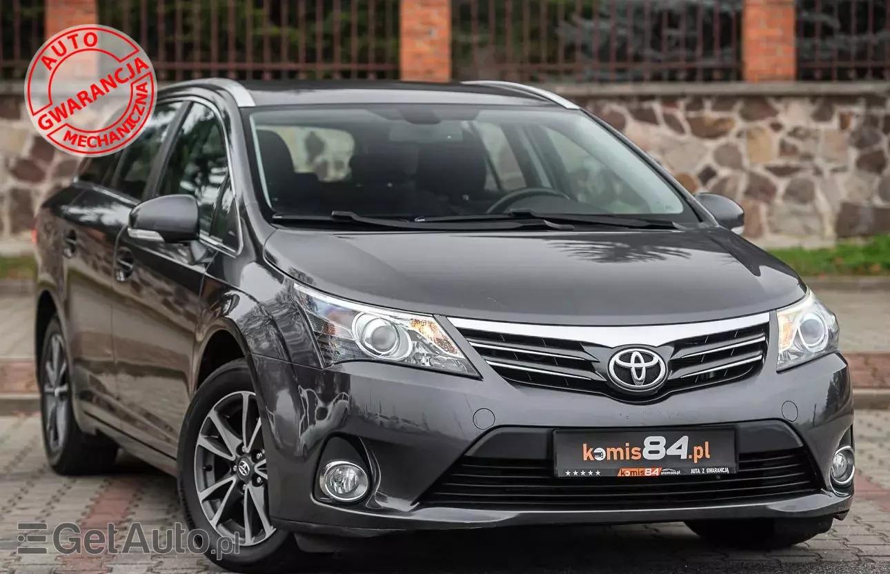 TOYOTA Avensis  2.0 Sol plus NAVI 2.0 Sol plus NAVI