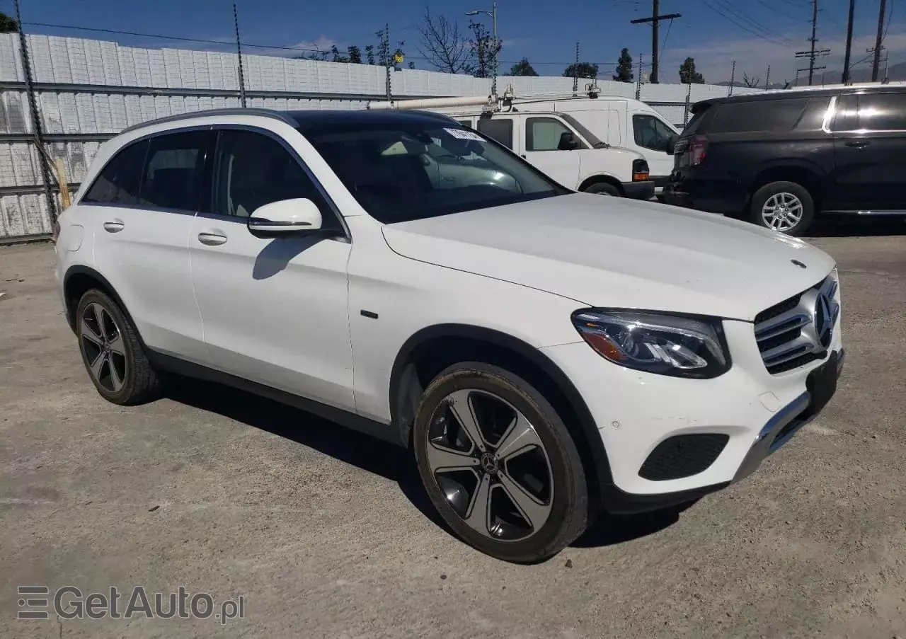 MERCEDES-BENZ GLC  350 e 4-Matic