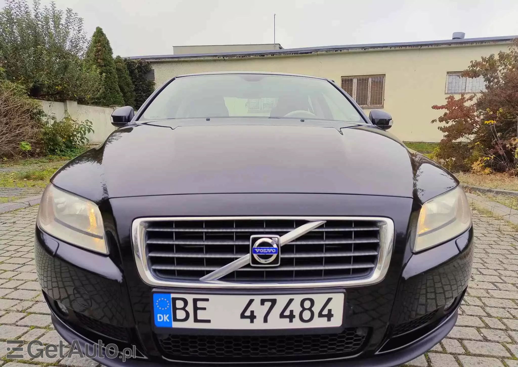 VOLVO S80 