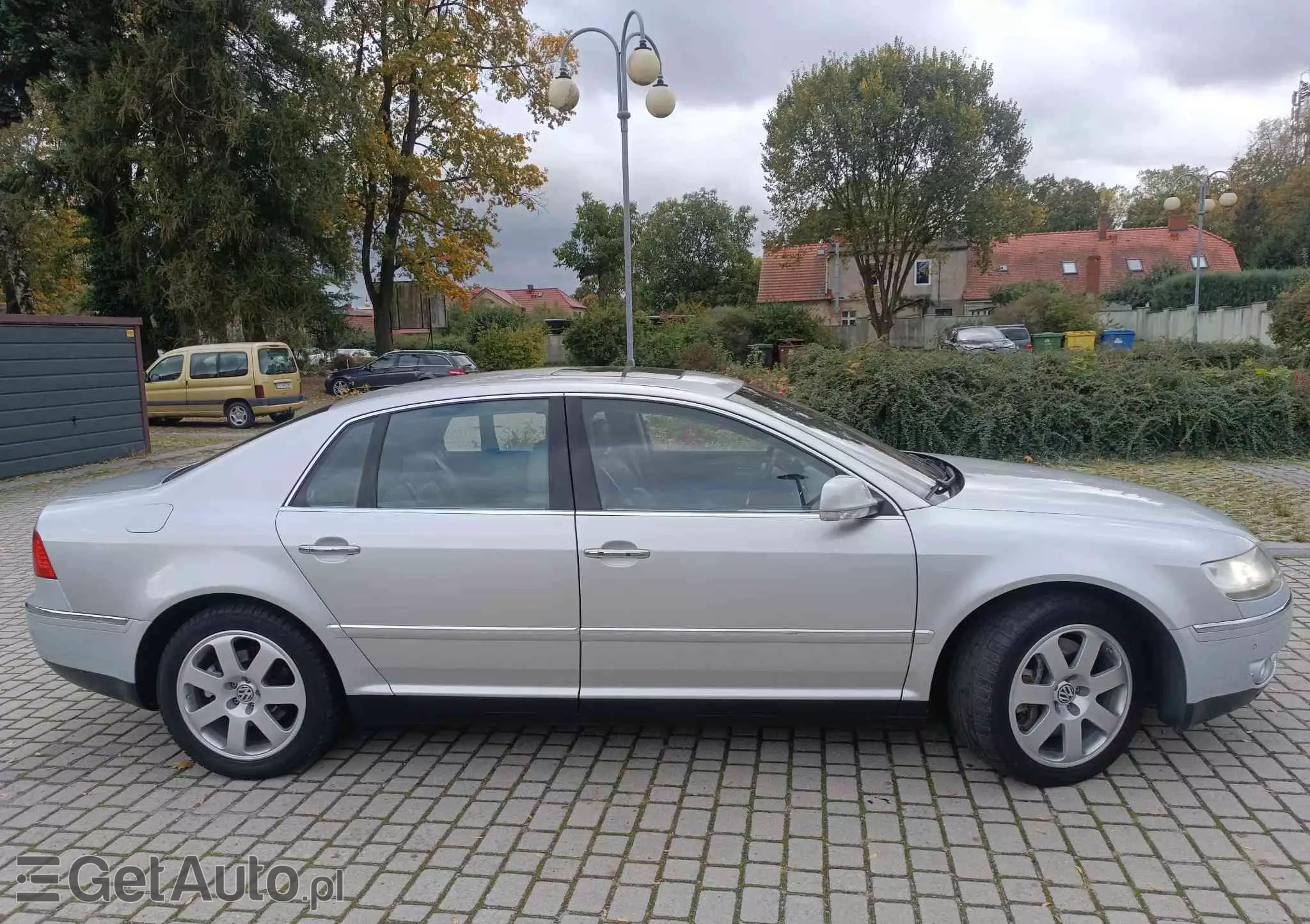 VOLKSWAGEN Phaeton 