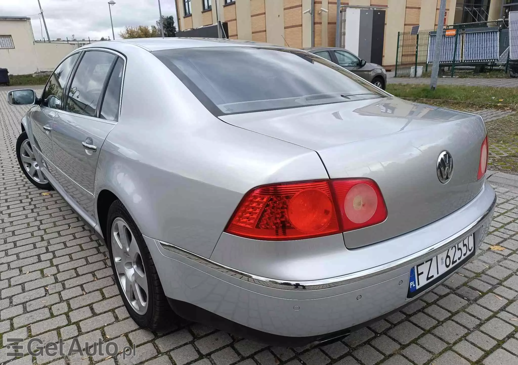 VOLKSWAGEN Phaeton 