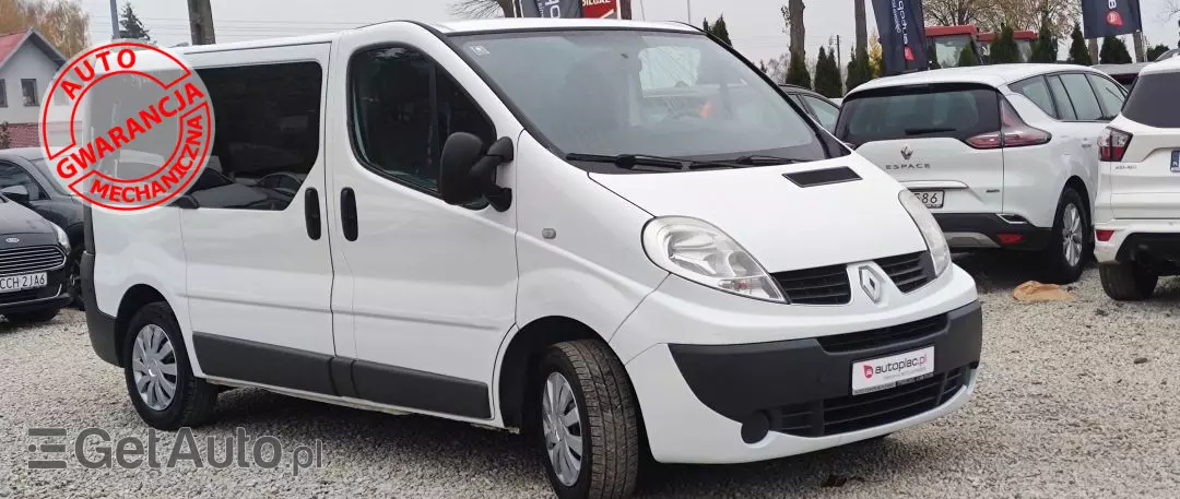 RENAULT Trafic 