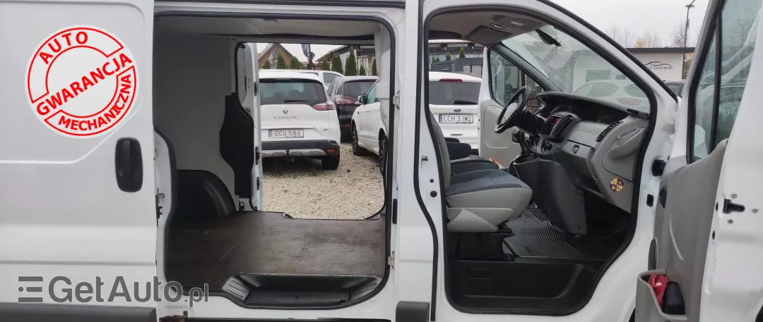 RENAULT Trafic 