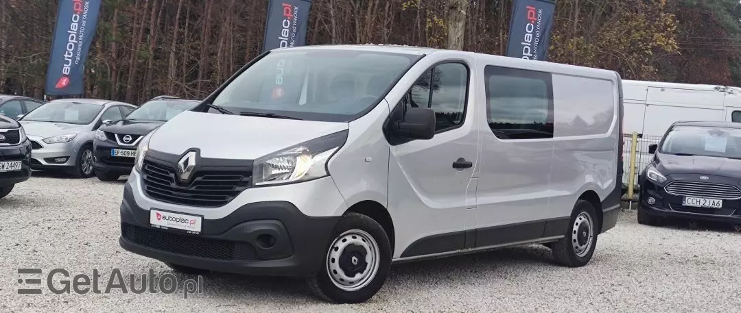 RENAULT Trafic 