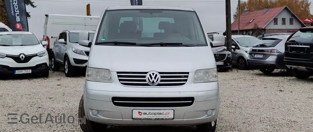 VOLKSWAGEN Multivan 