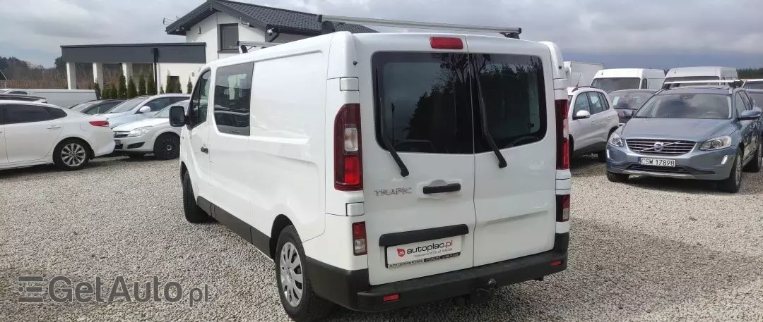 RENAULT Trafic 