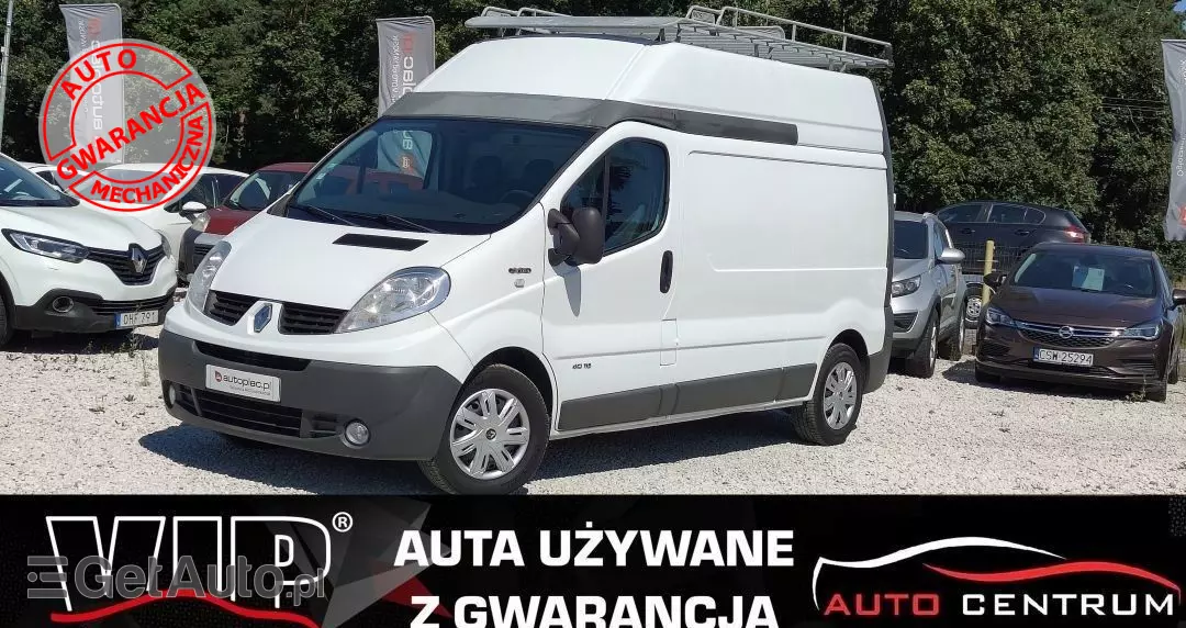 RENAULT Trafic 