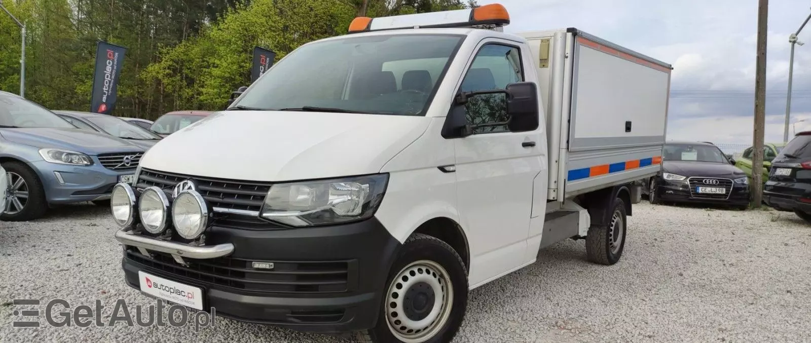 VOLKSWAGEN Transporter 