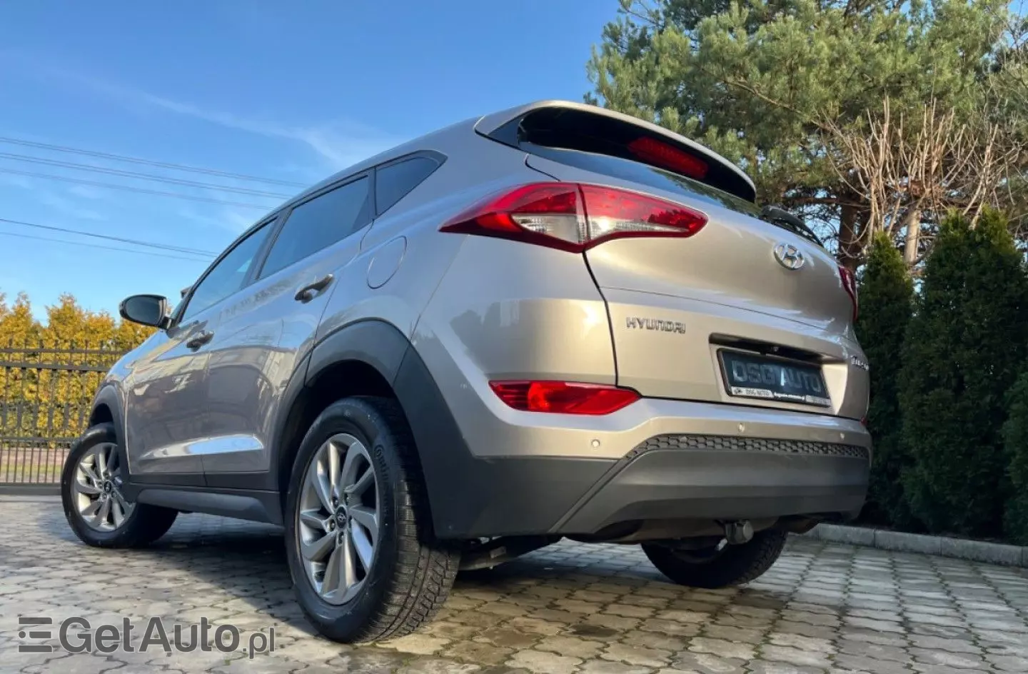 HYUNDAI Tucson 