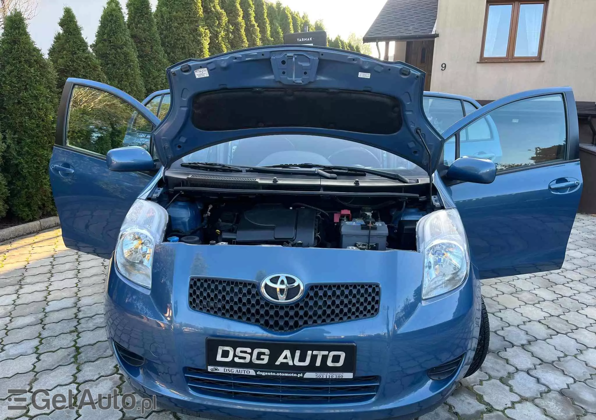 TOYOTA Yaris 