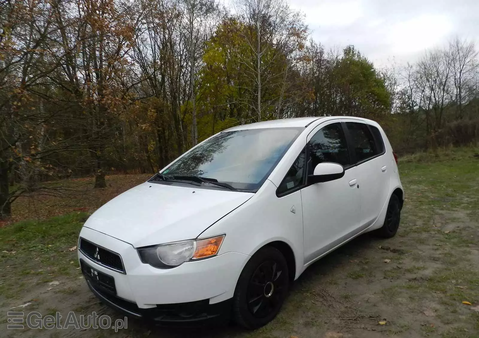 MITSUBISHI Colt 