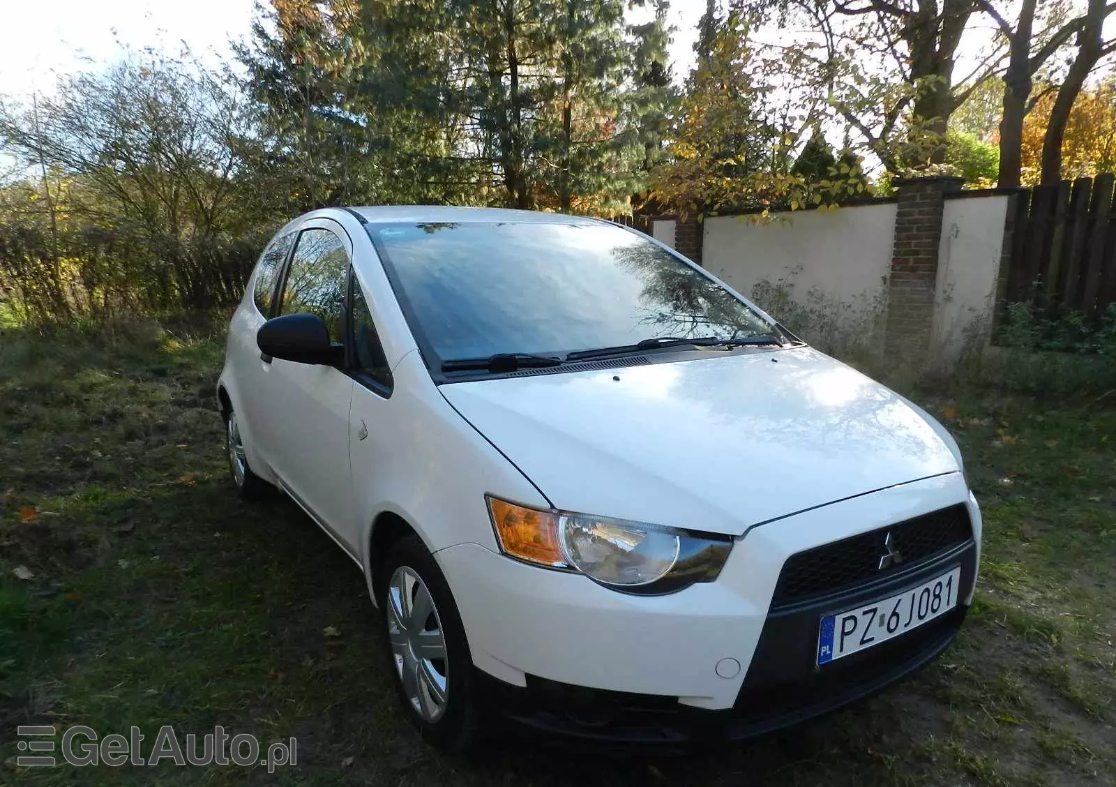 MITSUBISHI Colt 