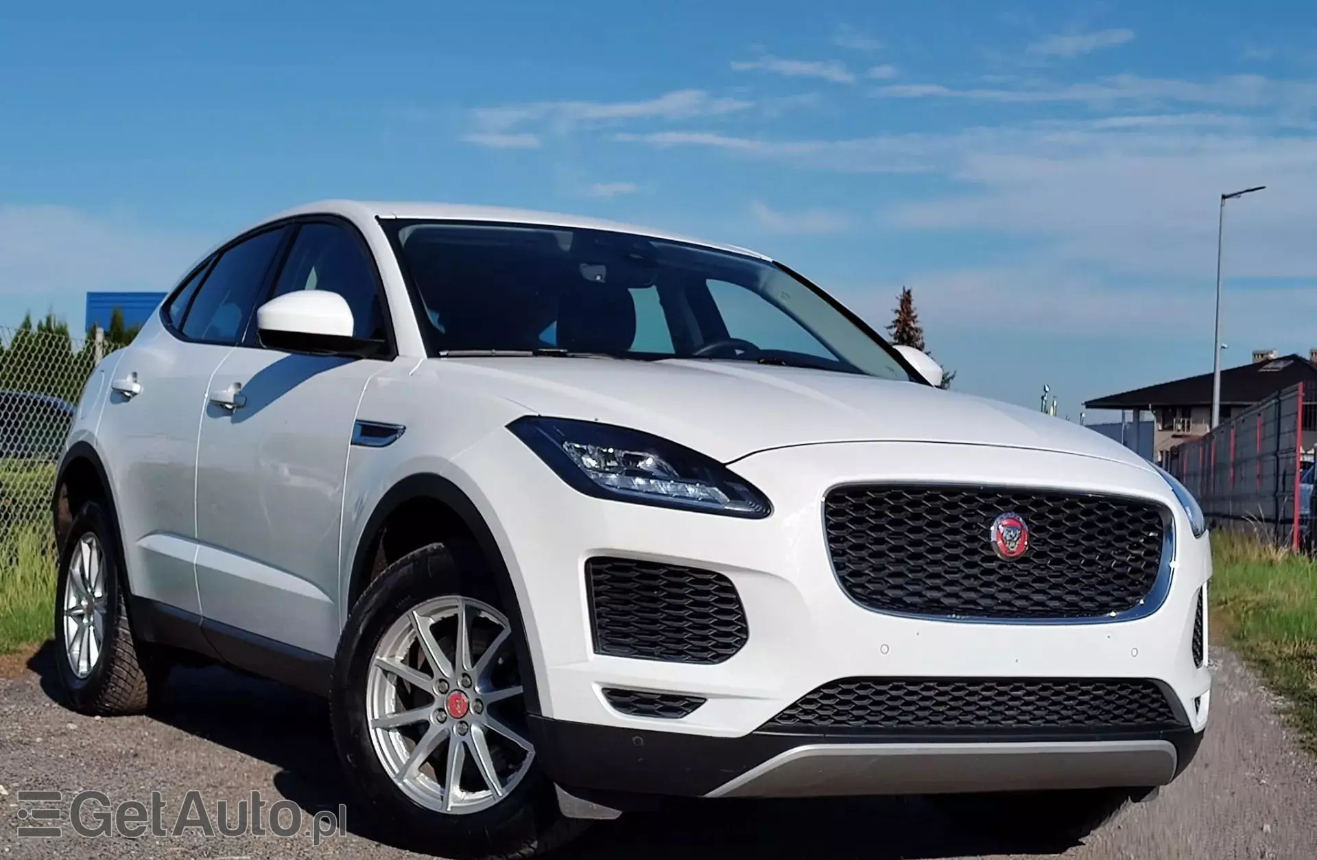 JAGUAR E-Pace 