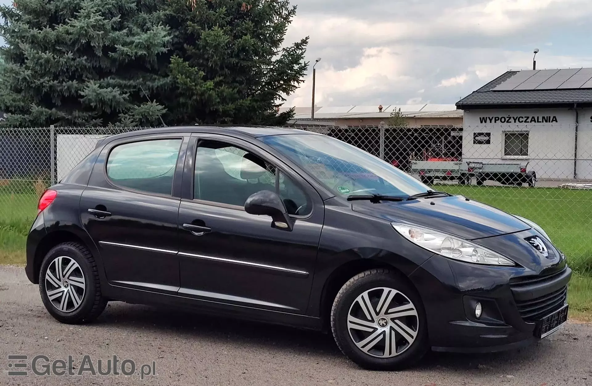 PEUGEOT 207 