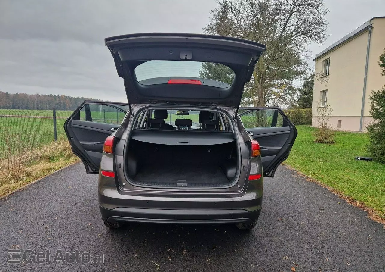 HYUNDAI Tucson 1.6 GDi 2WD Pure