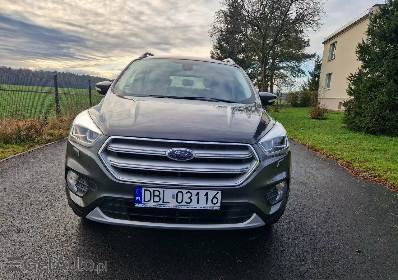 FORD Kuga 2.0 TDCi 4x4 ST-Line