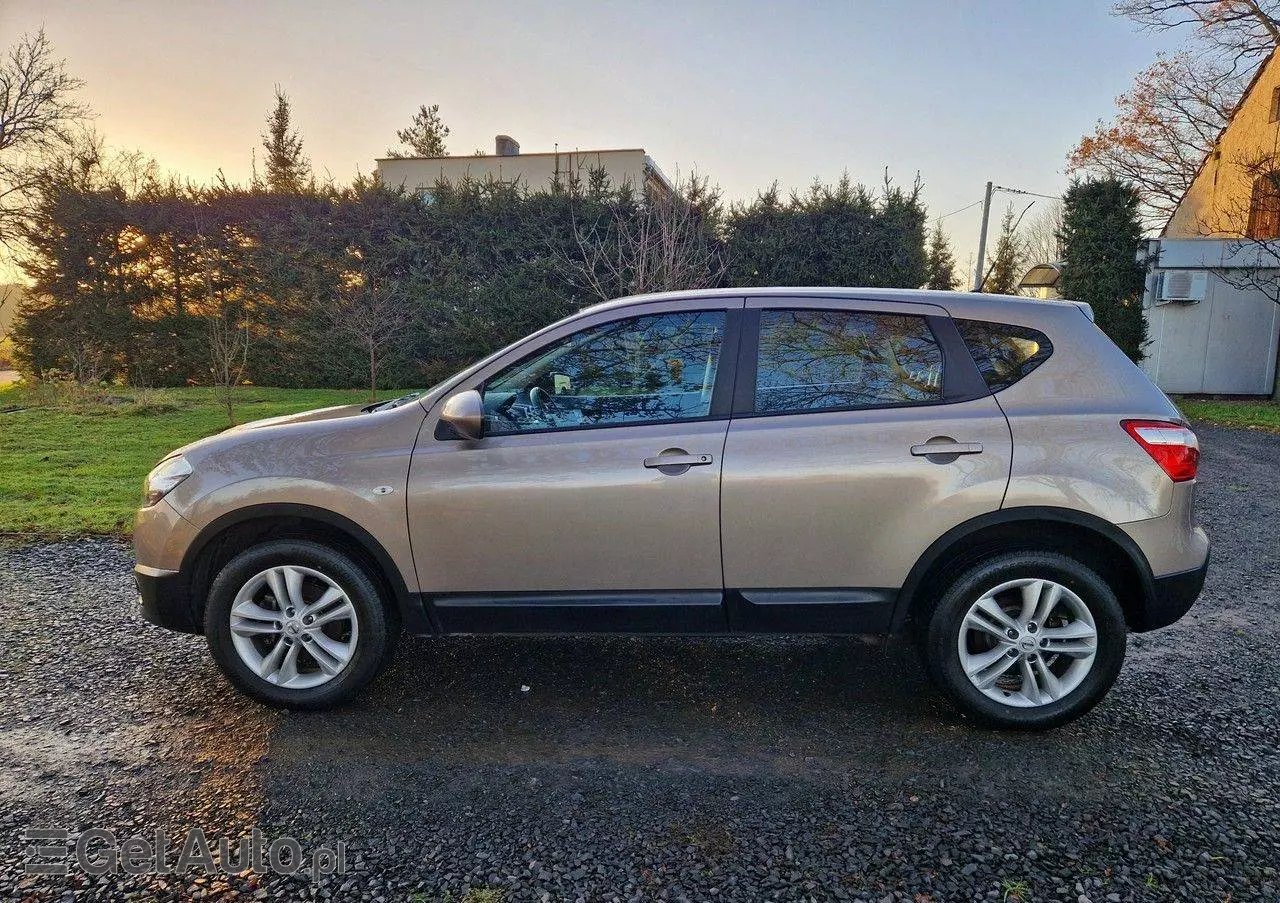 NISSAN Qashqai 1.6 acenta