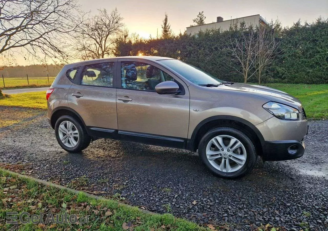 NISSAN Qashqai 1.6 acenta