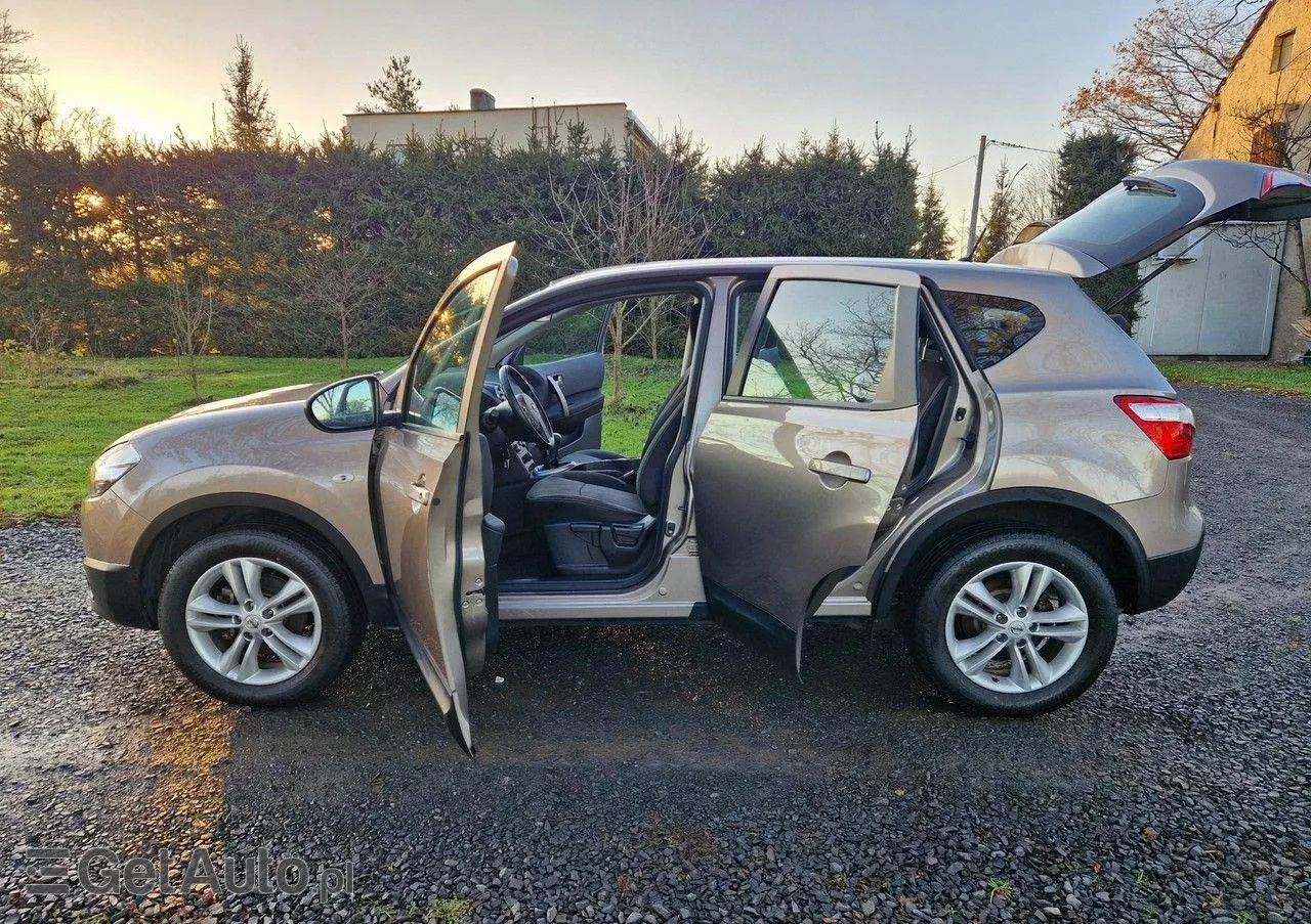 NISSAN Qashqai 1.6 acenta