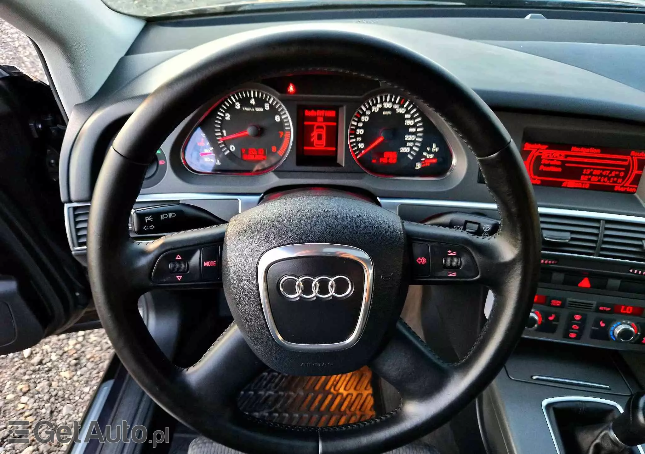 AUDI A6 