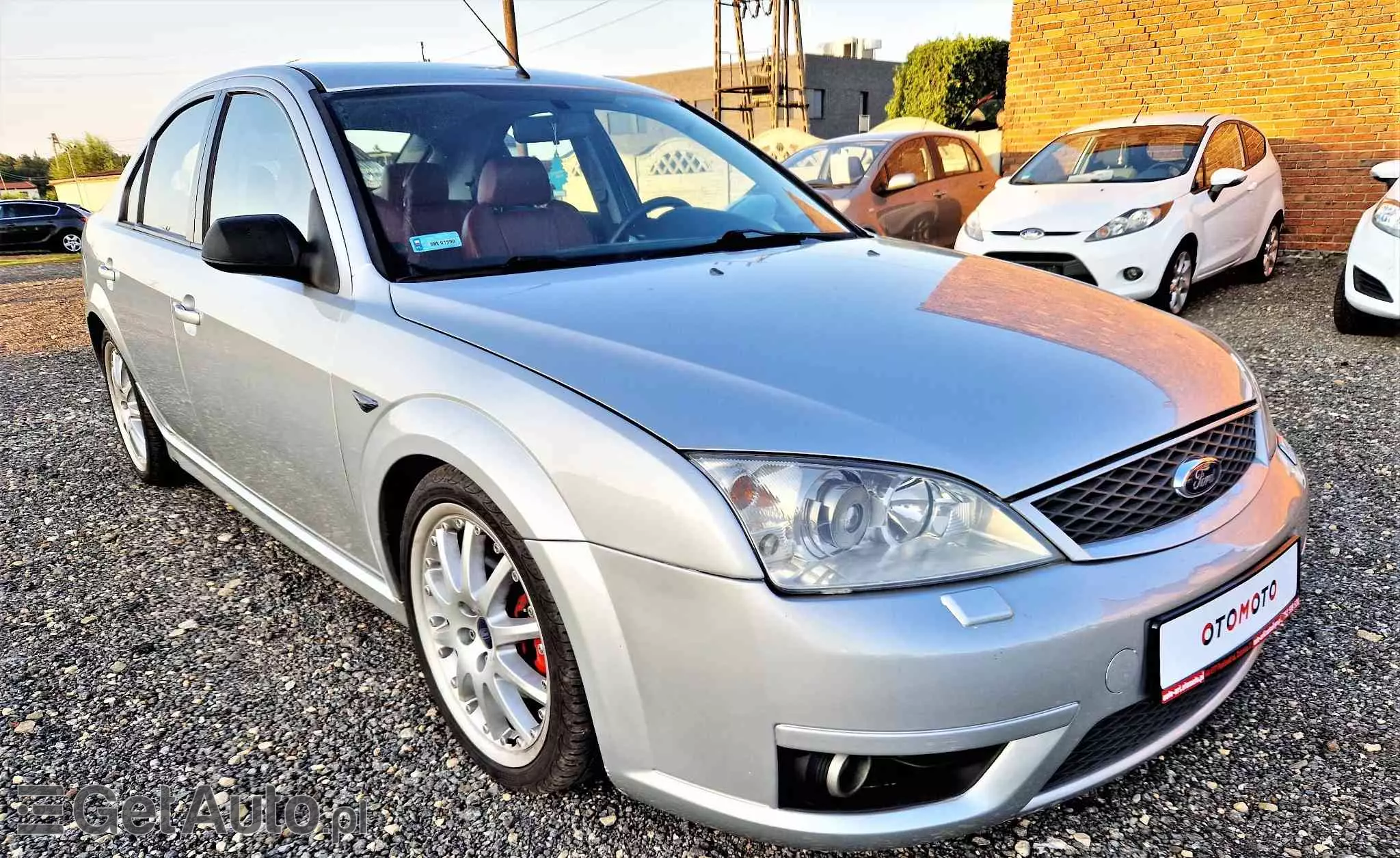 FORD Mondeo V6 ST 220