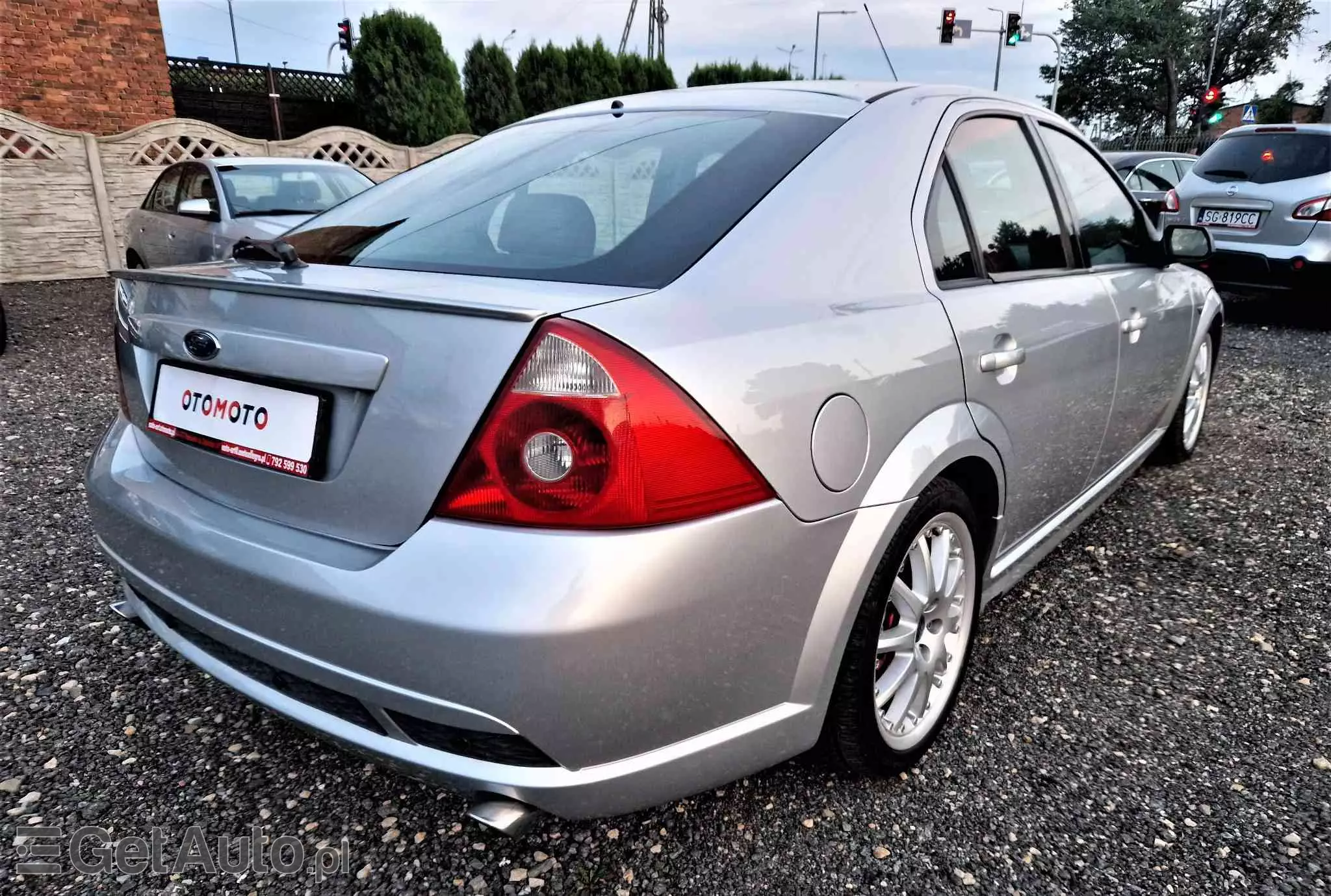 FORD Mondeo V6 ST 220