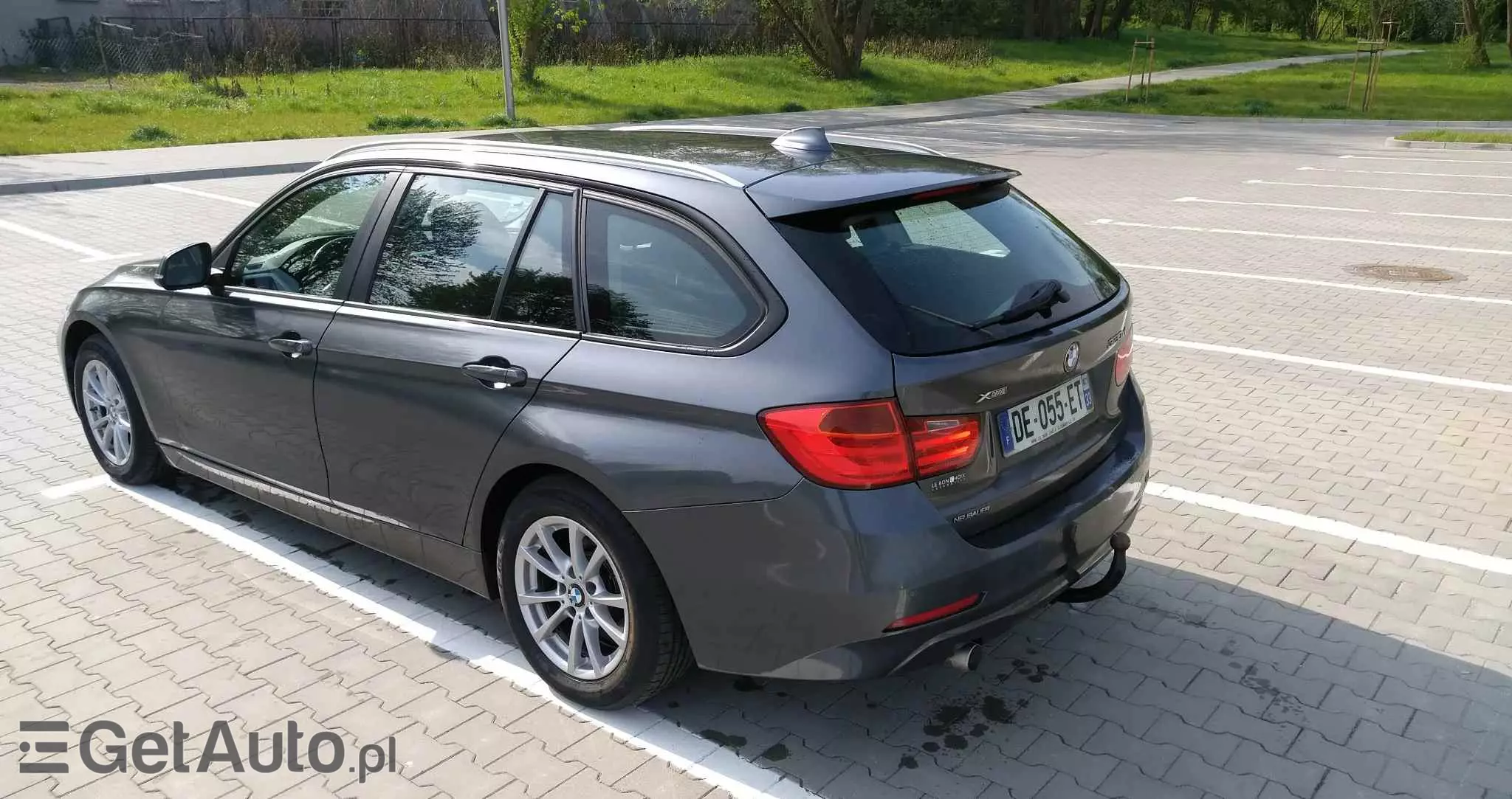 BMW Seria 3 320d Touring xDrive Sport-Aut Luxury Line