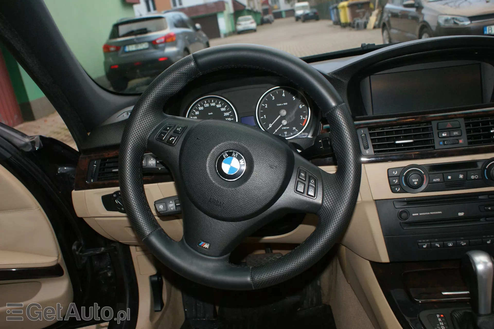 BMW 325XI 