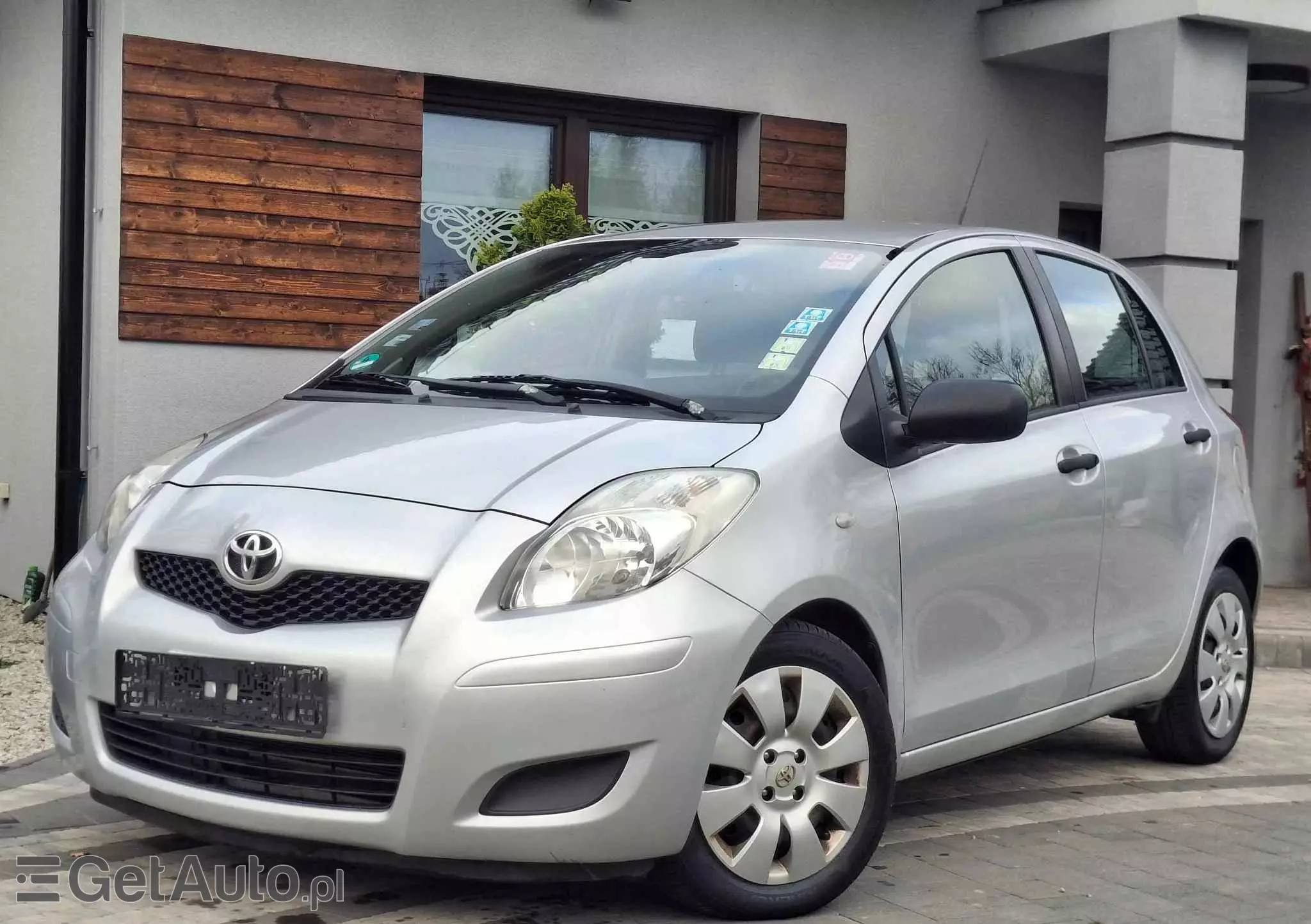 TOYOTA Yaris 1.33 VVT-i Life