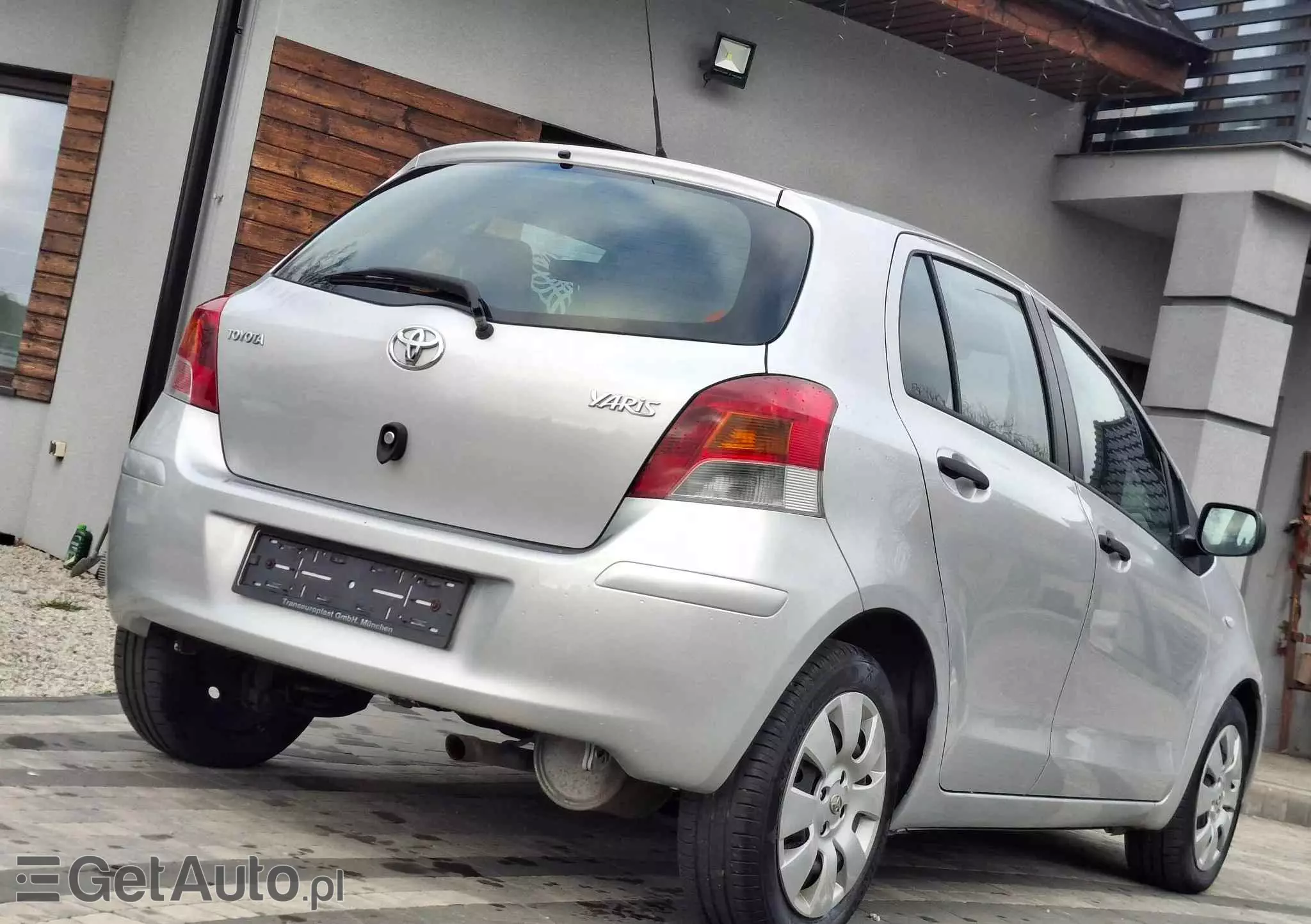 TOYOTA Yaris 1.33 VVT-i Life