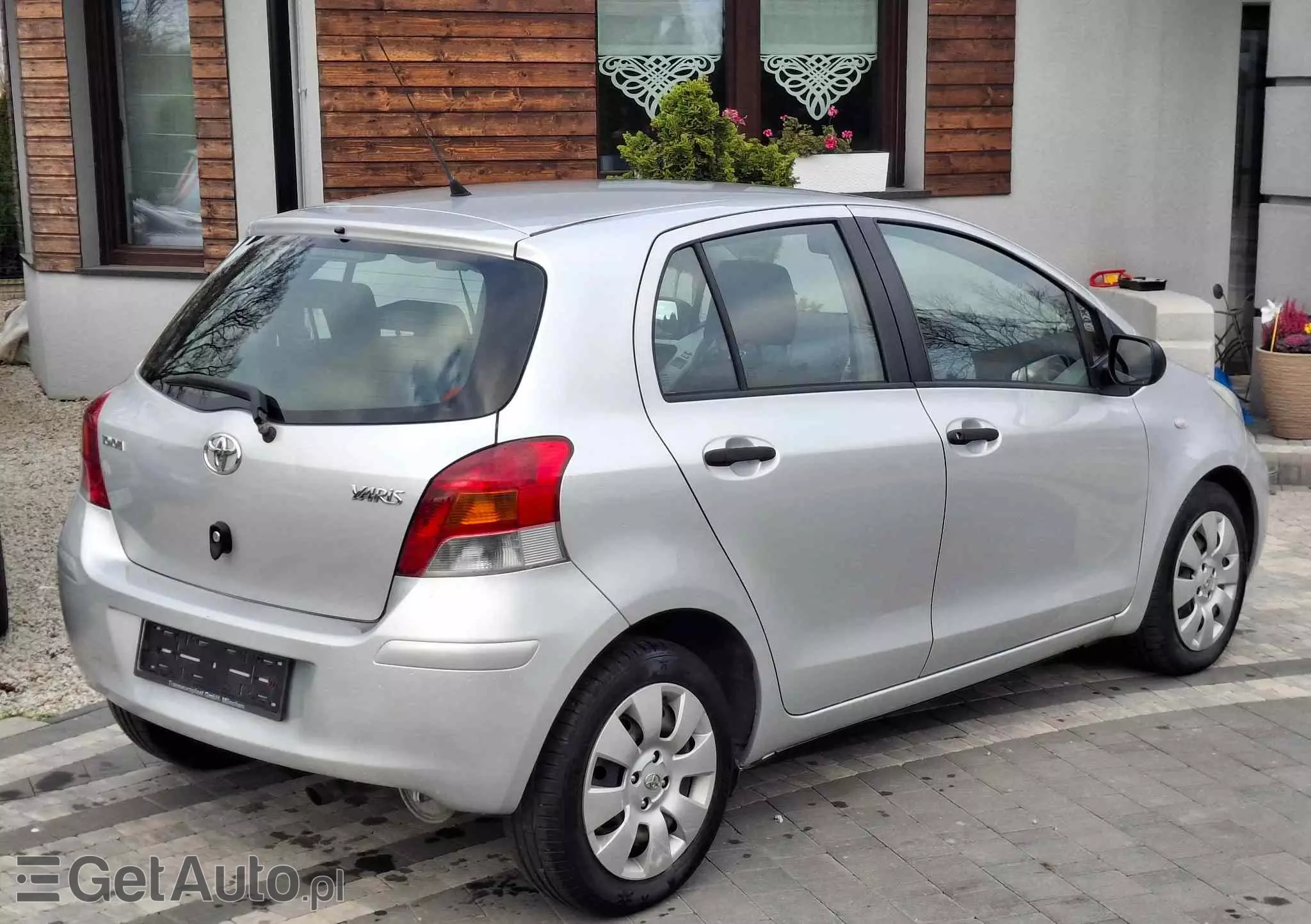 TOYOTA Yaris 1.33 VVT-i Life