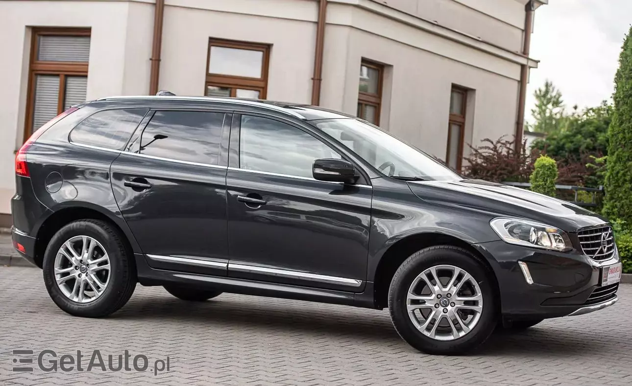 VOLVO XC 60 D4 Geartronic Momentum