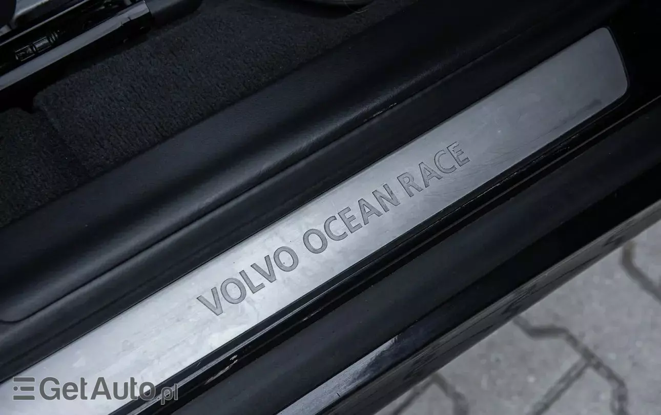 VOLVO XC 60 D4 Geartronic Ocean Race