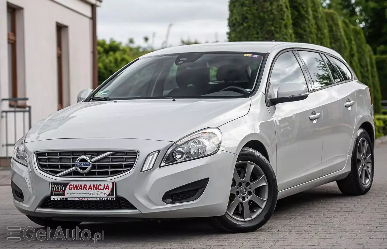 VOLVO V60 DRIVe