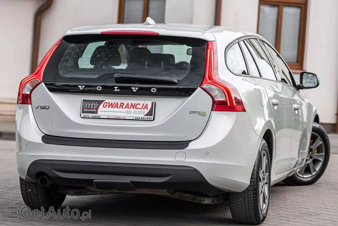 VOLVO V60 DRIVe