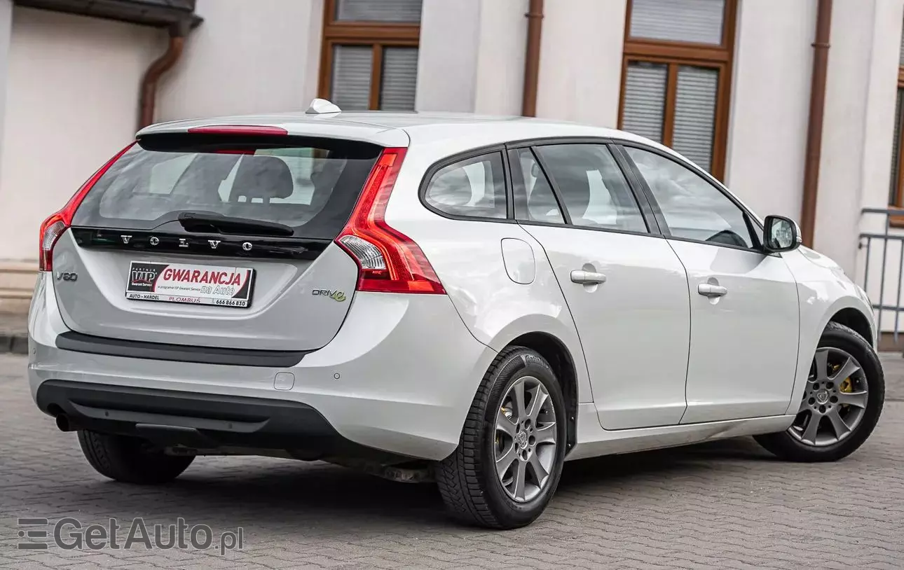 VOLVO V60 DRIVe