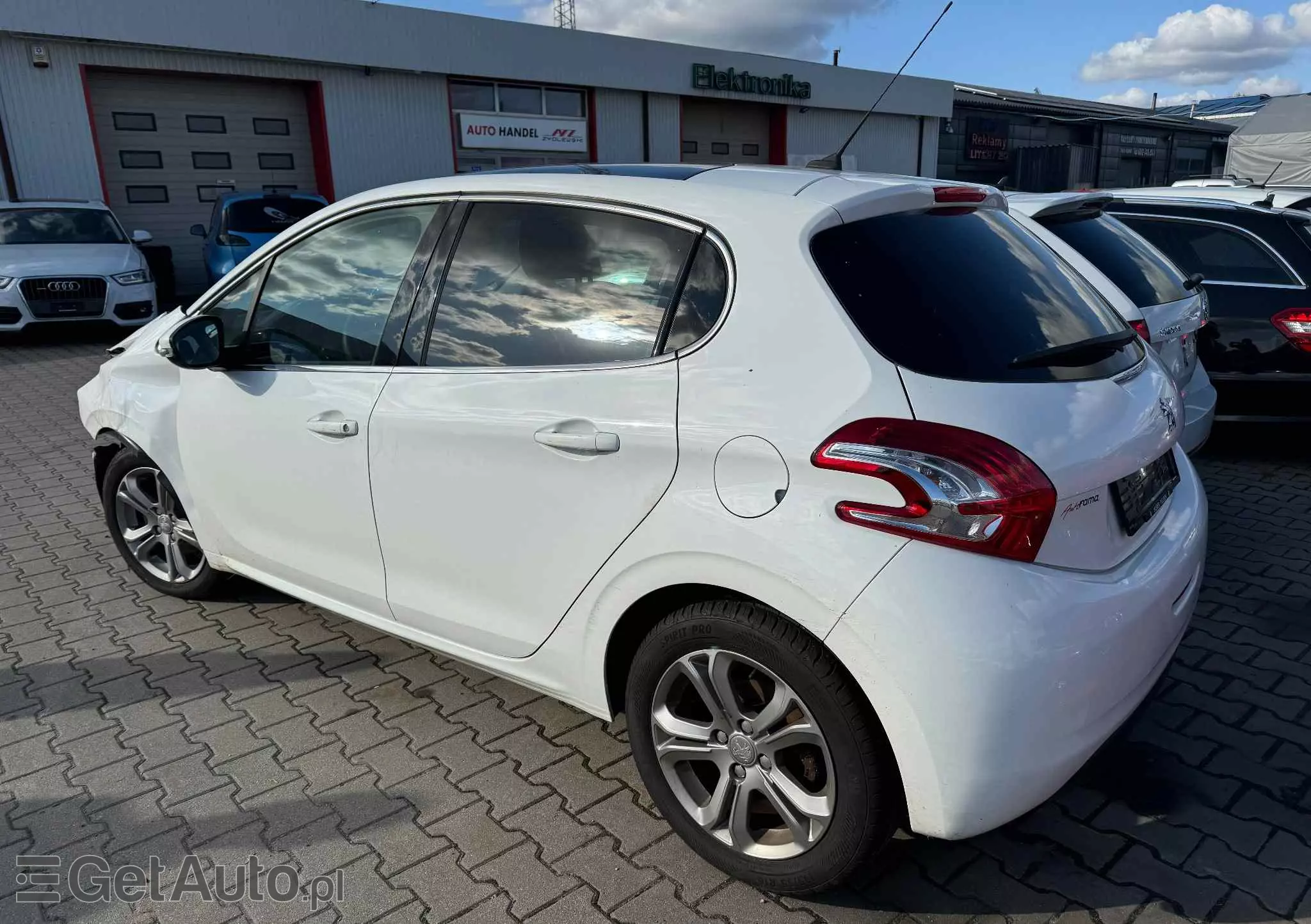 PEUGEOT 208 1.6 VTi Allure