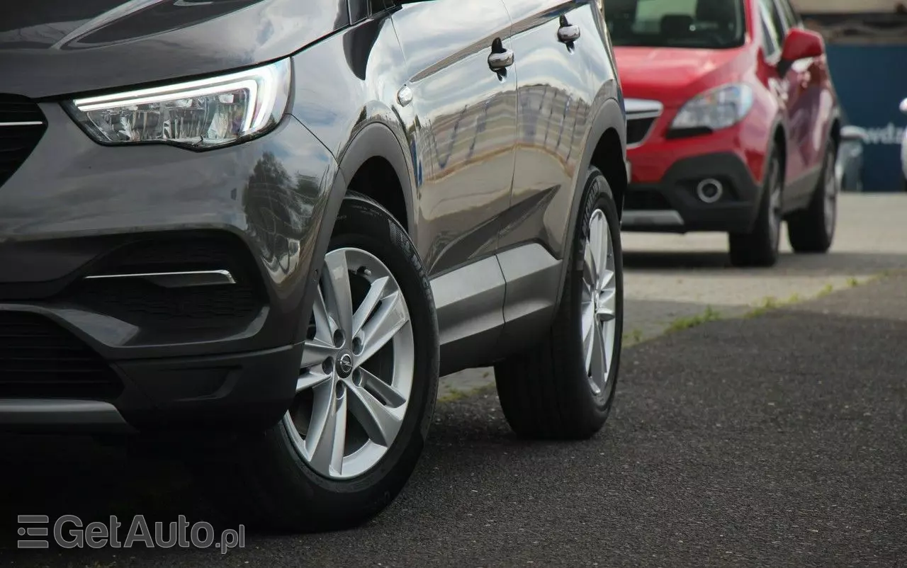 OPEL Grandland X 