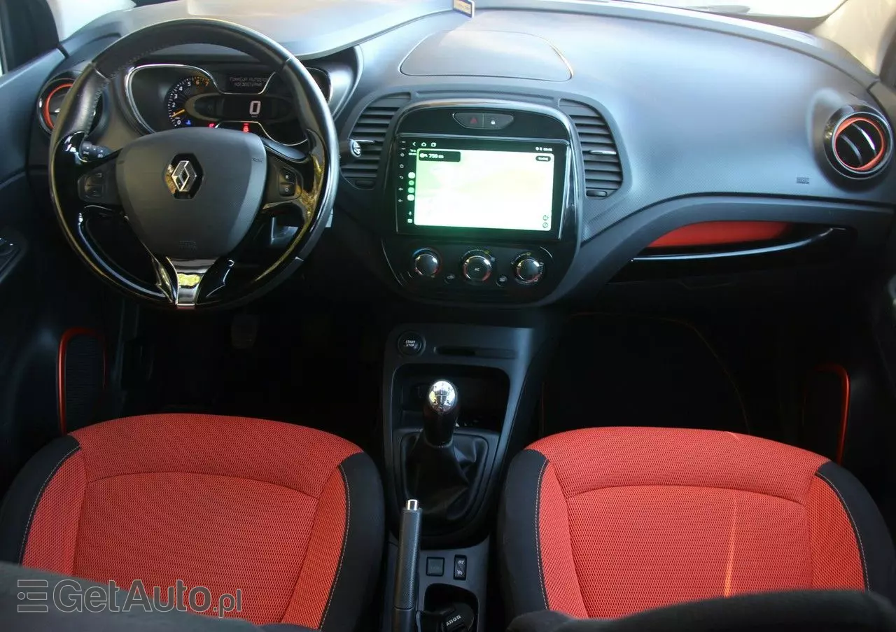 RENAULT Captur 