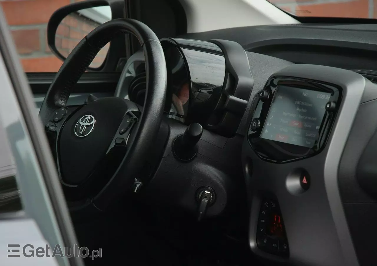 TOYOTA Aygo 