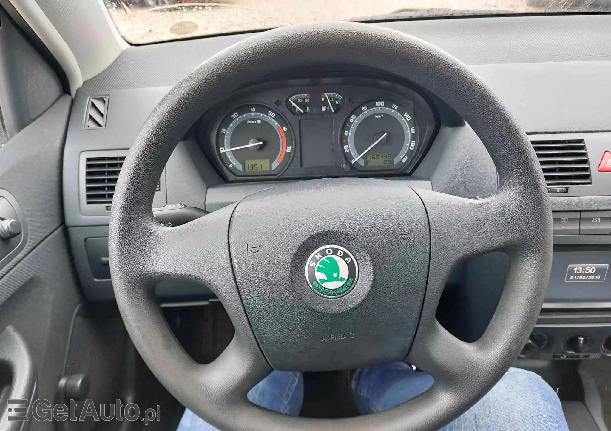 SKODA Fabia 