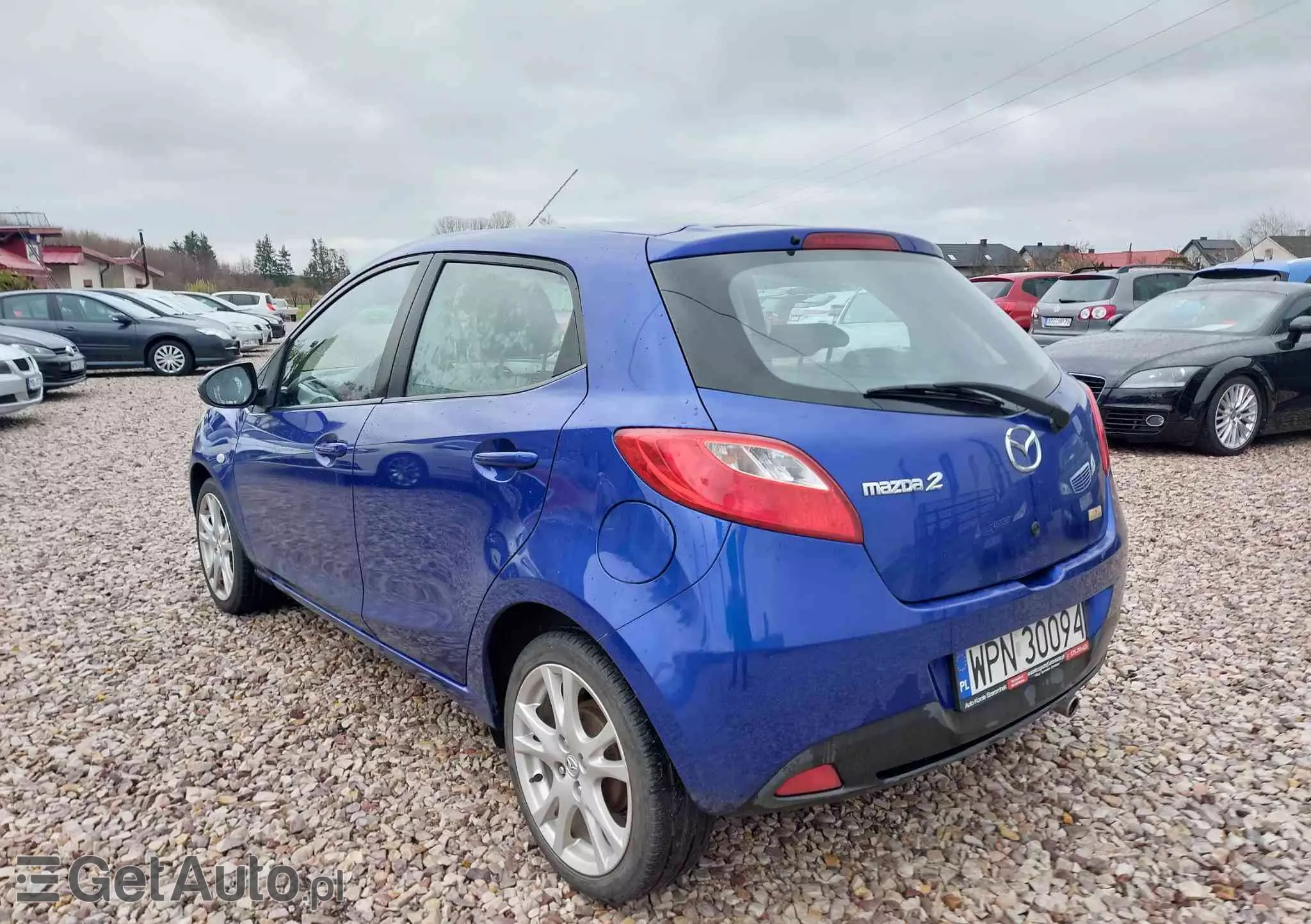 MAZDA 2 