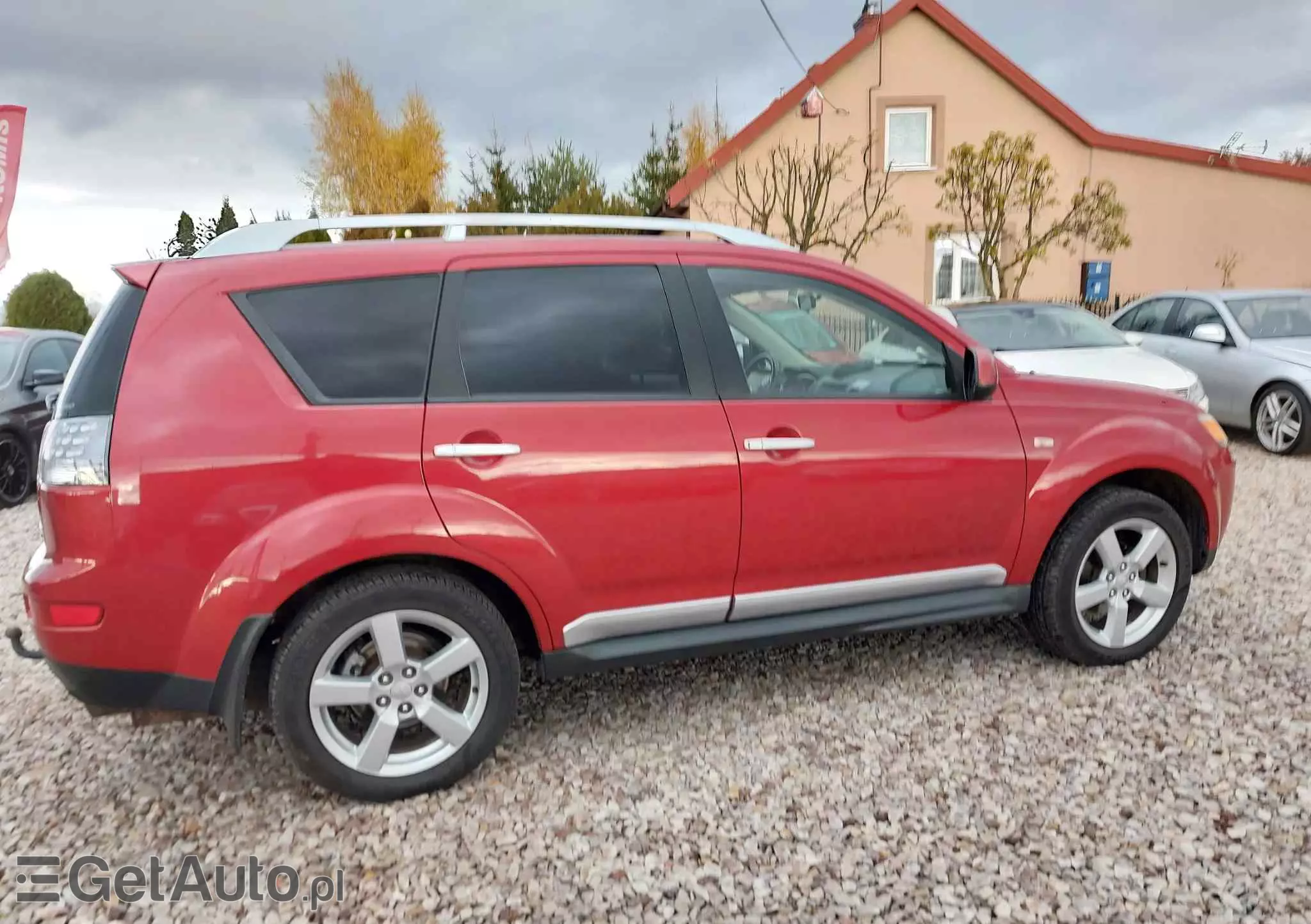 MITSUBISHI Outlander 2.4 4WD CVT Intense