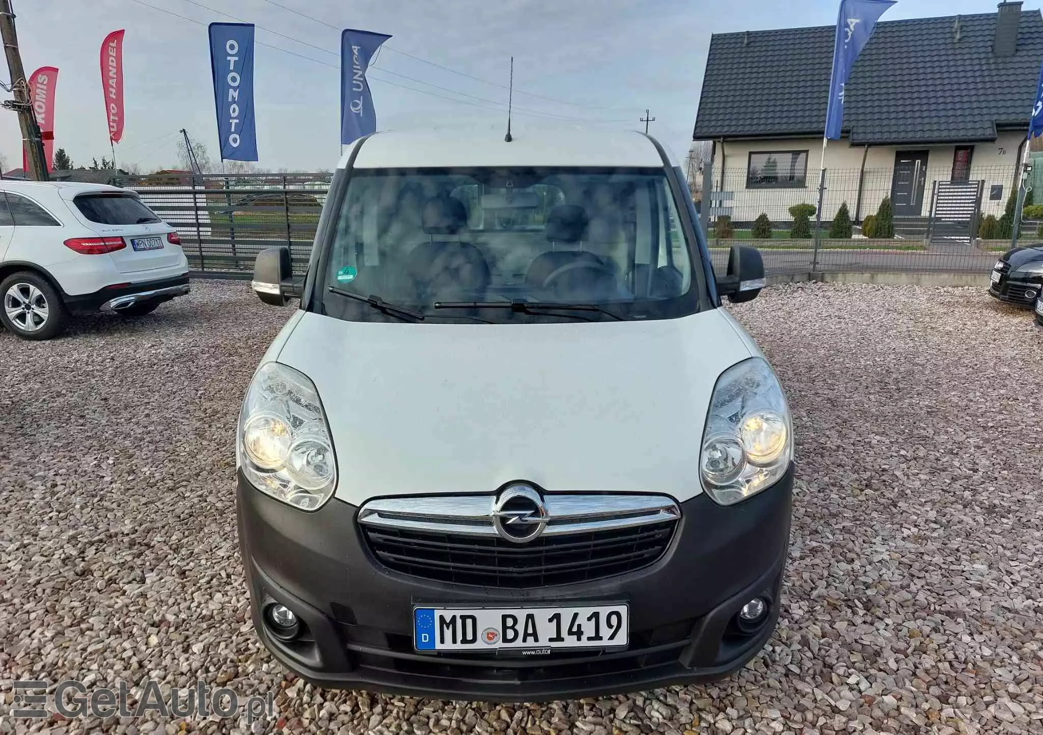 OPEL Combo  L1H2 Selection