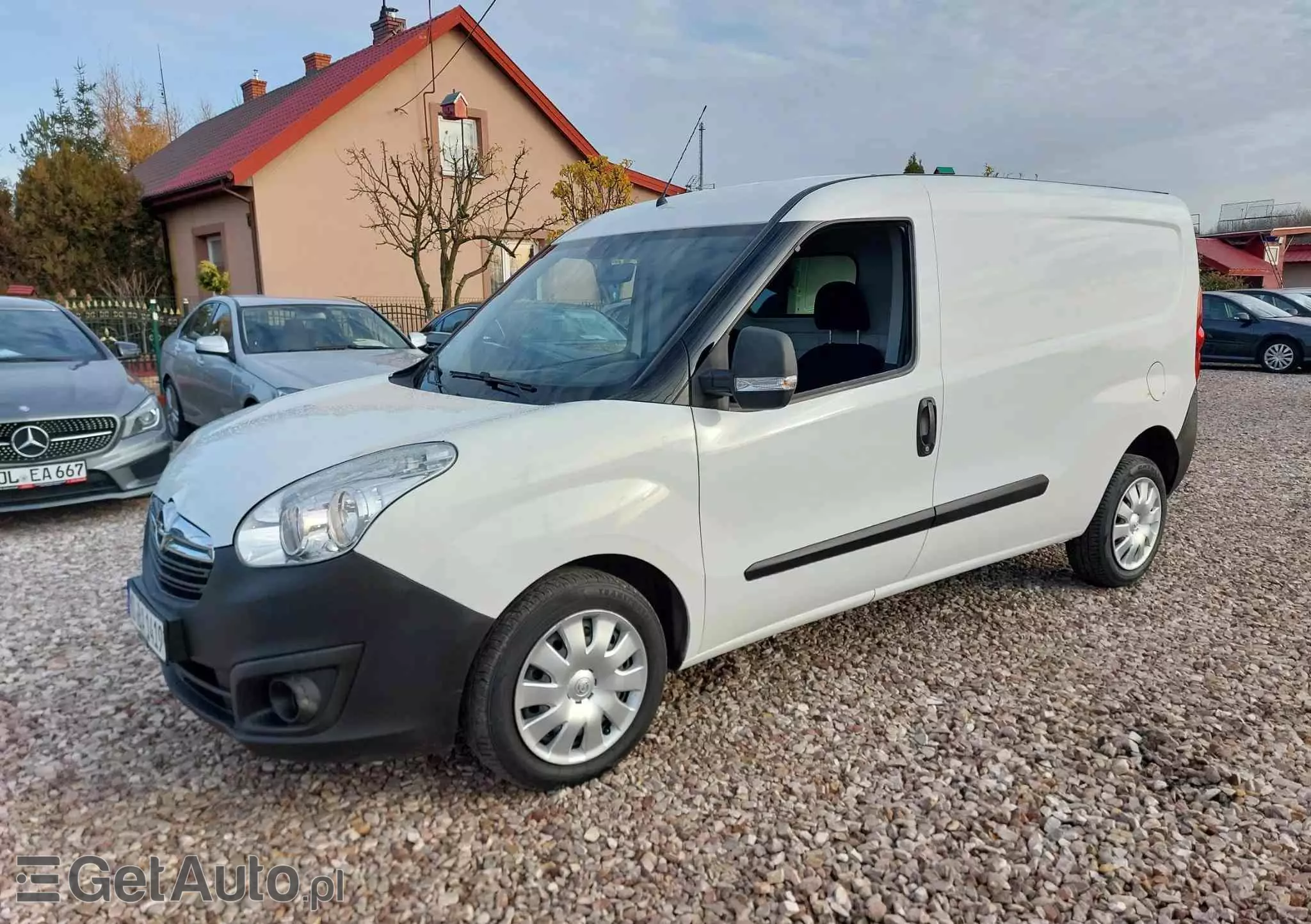 OPEL Combo  L1H2 Selection