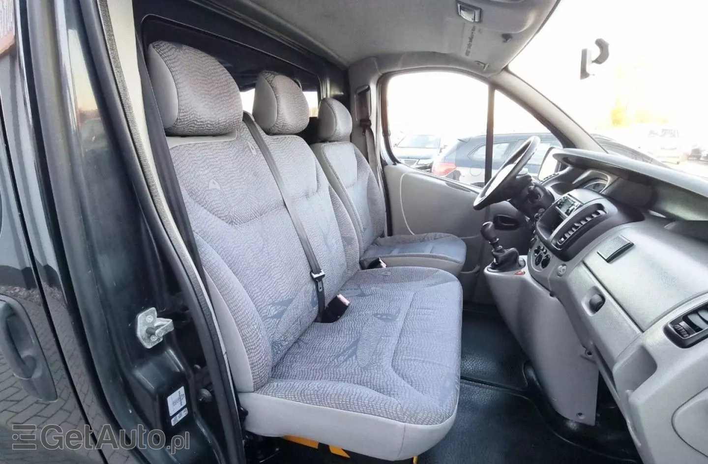 RENAULT Trafic 