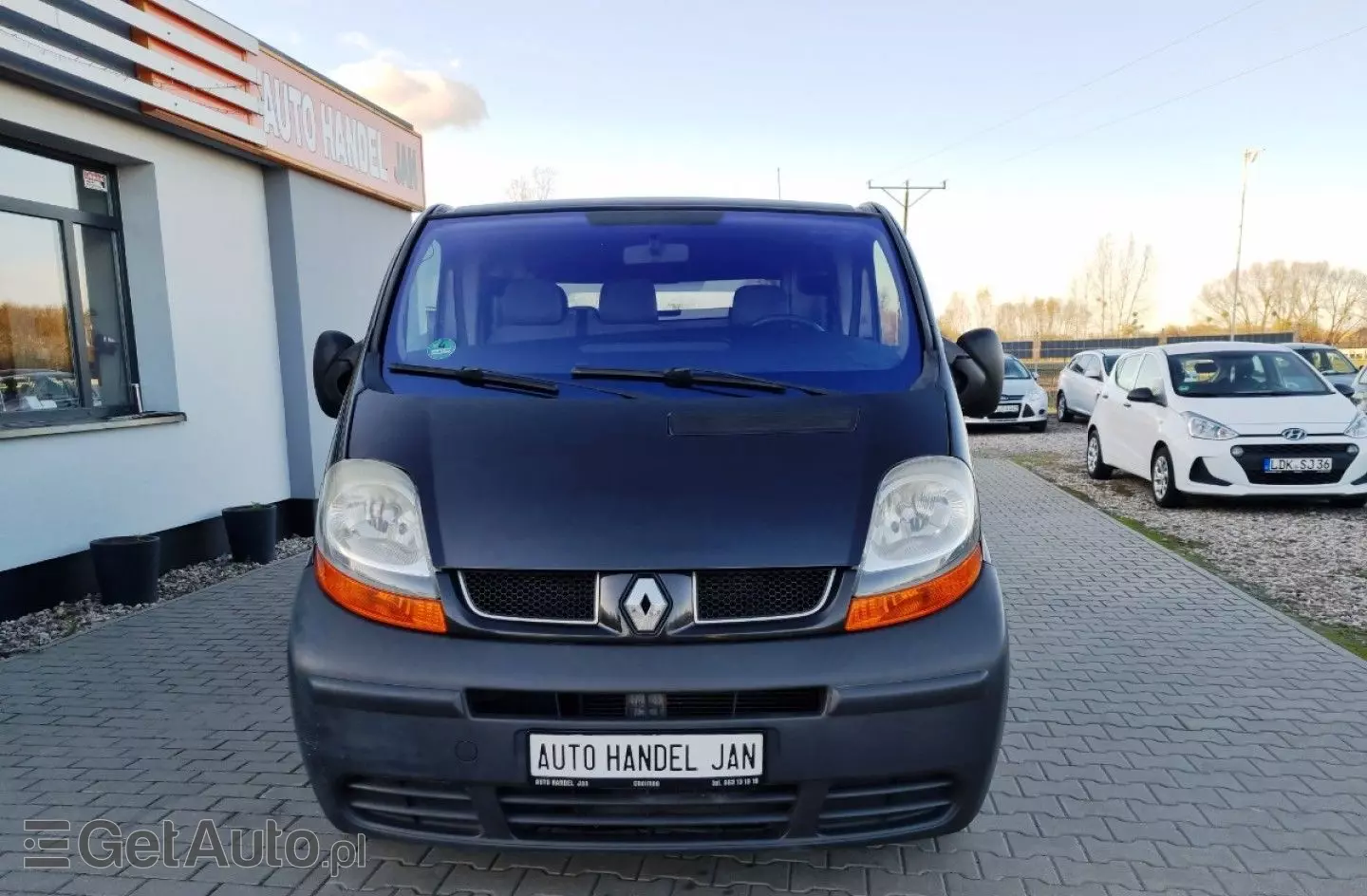 RENAULT Trafic 